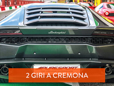 Cofanetto regalo Passioni e Supercar: 2 giri su Lamborghini Huracán EVO presso l'Autodromo di Cremona