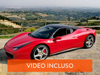 Cofanetto regalo Adrenalina a Maranello: 1 giro su Ferrari F458 Italia con video ricordo