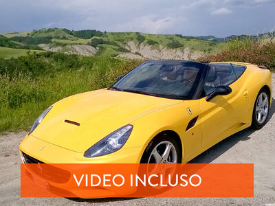 Cofanetto regalo Guida una Ferrari California per 10 min a Maranello con video ricordo