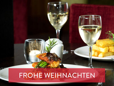 Geschenkbox Weihnachten voller Geschmack: 1 Gourmet-Abendessen mit Getränken für 2 Feinschmecker