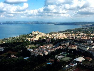 Volo panoramico in elicottero sul Lago di Bracciano per 3