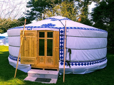 Séjour insolite et bien-être : 2 jours en logement atypique avec sauna