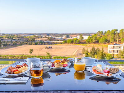 Escapada a Portugal: 1 noche en suite con acceso a spa Algarve Race Resort Hotel 5*