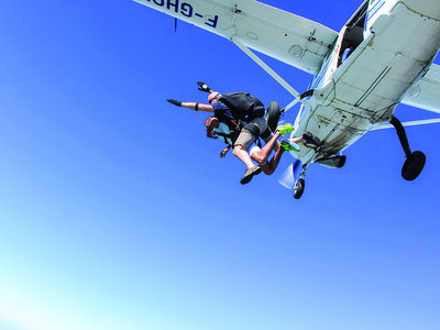 Coffret Saut en parachute à 4000 mètres pour 2 au sud de Paris