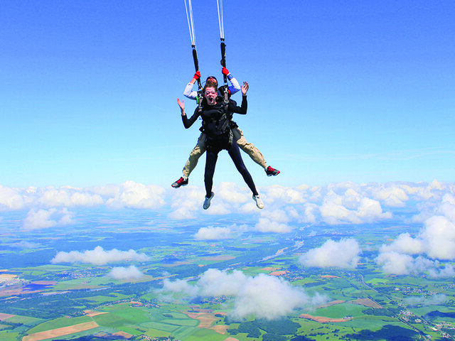 Saut En Parachute En Tandem Pour 2 Nevers Smartbox