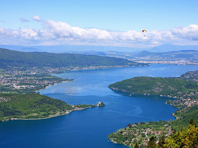 Coffret cadeau Vol en parapente de 25 min sur les rives du lac d'Annecy