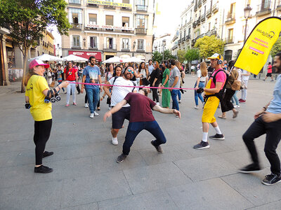 Tour urbano y musical con auriculares para 4 personas