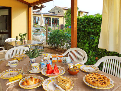 Parentesi relax e gusto: accesso Spa di coppia con aperitivo tipico umbro