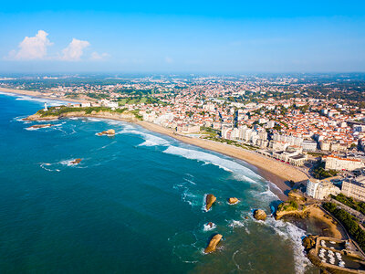 Coffret cadeau Vol en hélicoptère de 20 min au-dessus de Biarritz et du littoral basque