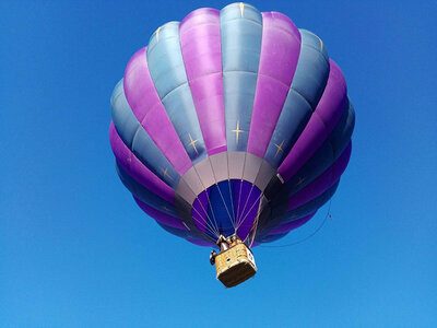 Cofanetto Volo in mongolfiera esclusivo con colazione per 4