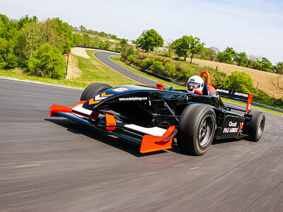 Coffret cadeau Stage de pilotage en Formule Renault