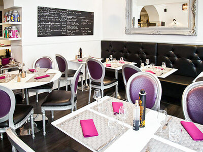 Coffret cadeau Adresses gastronomiques : menu 3 Plats avec champagne au restaurant Le Boudoir au cœur de Nice