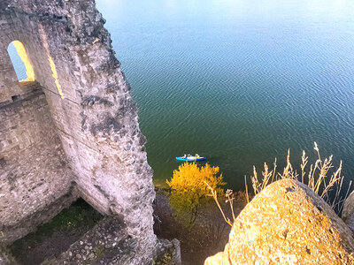 Nel blu della Svizzera: noleggio di kayak biposto per un giorno