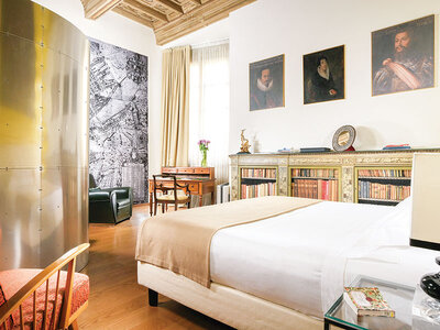 Cofanetto In Suite a Firenze: 2 notti presso la residenza d'epoca Leone Blu Suites