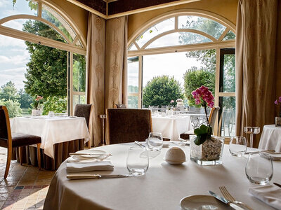 Adresses primées : menu 5 plats au restaurant du Château et Relais des Vigiers près de Bergerac