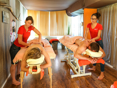 Cofanetto Massaggio e accesso all'area fitness all'Oasis Spa Wellness nel Canton Vaud vicino Losanna