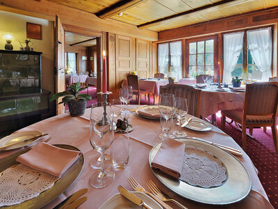 Geschenkbox Schweizer Aperitif: 1 Abendessen mit Aperitif und hausgemachtem Dessert