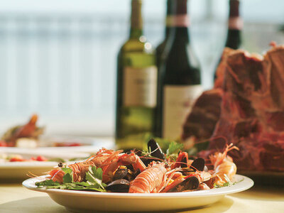 Cofanetto Lovere e il Lago d'Iseo: 2 notti in hotel 4* con cena gourmet di terra e mare e accesso alla Spa