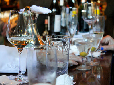 Un cóctel con historia: 2 «british gin tonics» en Ideal Cocktail Bar