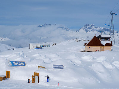 Coffret cadeau Séjour magique de 2 jours en igloo : une nuit avec accès au spa et fondue pour le déjeuner