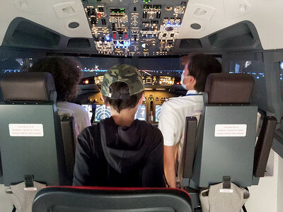 Coffret cadeau Simulation de vol d’1h dans un Boeing 737-800