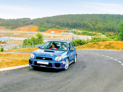 Coffret cadeau Stage rallye 12 tours sur circuit au volant d'une Subaru Impreza STI