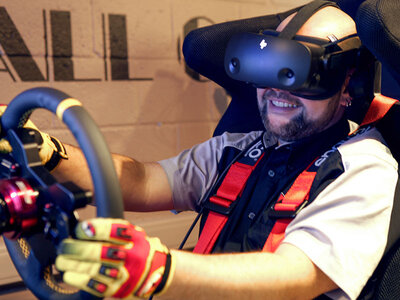 Cadeaubon 25 minuten raceplezier in een simulator in Vlaams-Brabant voor 1