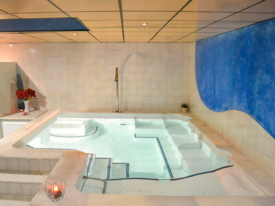 Caja Circuito termal en Balneario Agua y Salud para 2 personas