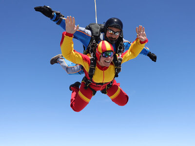 Saut en parachute à 4200 mètres d'altitude le week-end et en semaine près d'Amiens