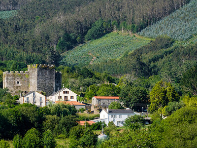 Destino rural por San Valentín: 1 noche romántica con desayuno para 2