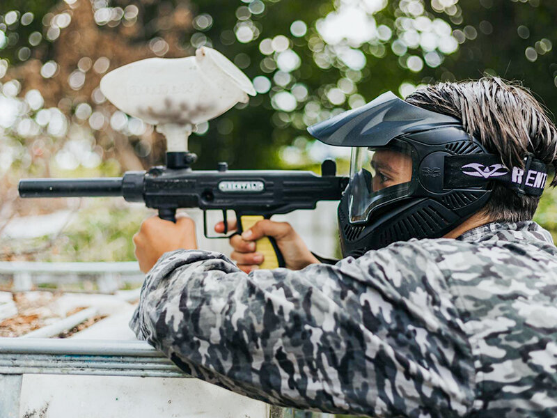 Doos 2 uur paintballen in Bergen voor 2