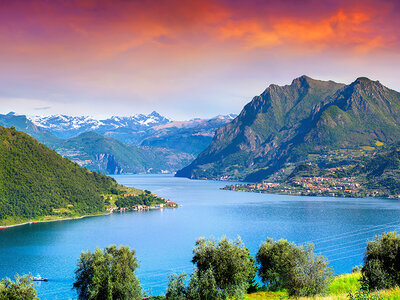 Cofanetto La magia del Lago d'Iseo: 1 notte in hotel 4* in Lombardia e cena a base di pesce di 4 portate