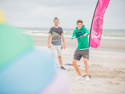 Powerkiten aan de Nederlandse kust voor 4 personen