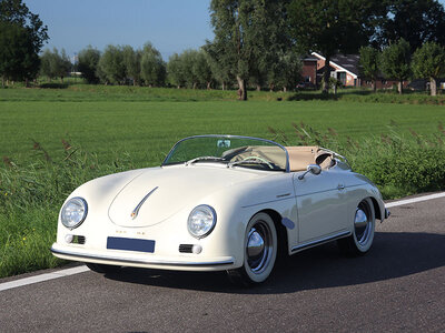 Doos Dagtocht in een klassieke Porsche naar keuze in Zuid-Holland