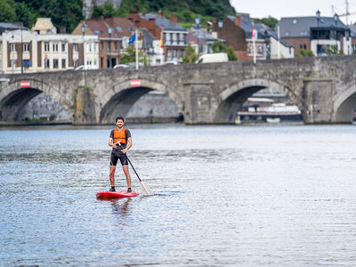 Coffret cadeau Promenade sur la Meuse en paddle ou en kayak avec une bouteille de vin