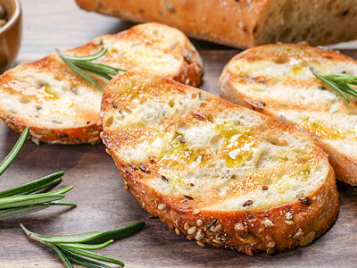 Cofanetto Come una volta: olio italiano e marmellate artigianali a domicilio