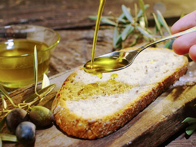 Cofanetto L’oro verde in tavola: 3 bottiglie di olio d’oliva extravergine a domicilio