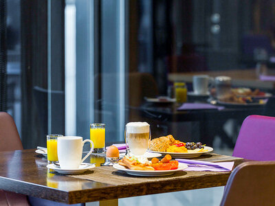 Cofanetto Relax a Basilea: 1 notte con colazione e Prosecco in camera presso il Pullman Hotel Basel