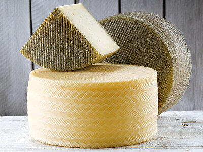 Caja Sabores del Empordà: cesta gourmet a domicilio de Bodega *lavinyeta