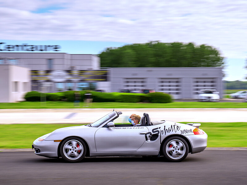 Pilotage pour enfant : 2 tours en porsche boxster - smartbox