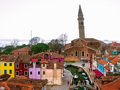 Cofanetto Murano, Burano e Torcello: suggestivo tour in barca tra le meraviglie veneziane