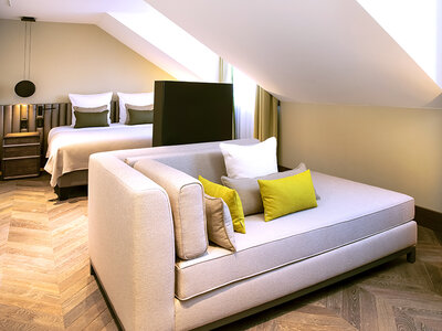 Cofanetto regalo Soggiorno a 4* a Ginevra: 1 notte in Suite con Champagne e cioccolatini