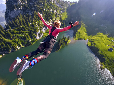 Box Bungee-Jumping am Stockhorn mit Getränk für 2 Personen