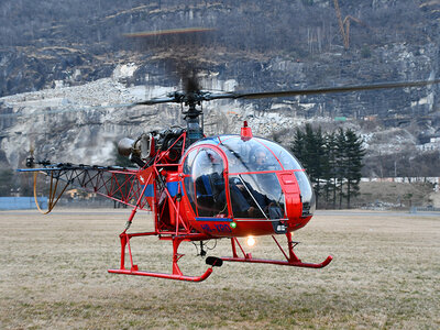 Box Lama SA315B Helikopterflug von 30 Minuten mit Einweisung für 4 Personen