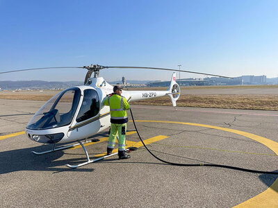 Box Panorama-Helikopterflug für 1 Std. 30 Min. von Lodrino zum Matterhorn für 4 Personen