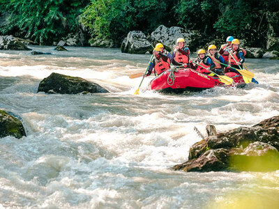 Descente en rafting palpitante avec transferts et boisson près d’Interlaken