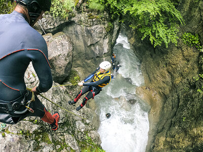 Stimmungsvolle Canyoningtour bei Interlaken