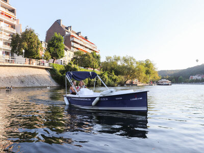 Coffret Promenade en bateau avec vin et boissons sans alcool sur la Meuse pour 7 personnes