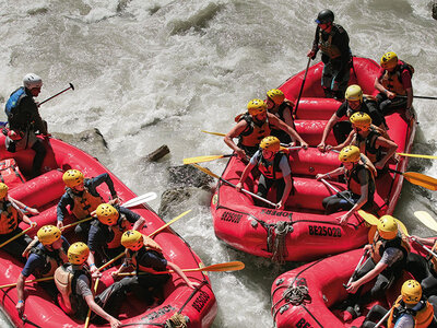 Box Rafting-Abfahrt auf der Simme mit Transfer und Getränk