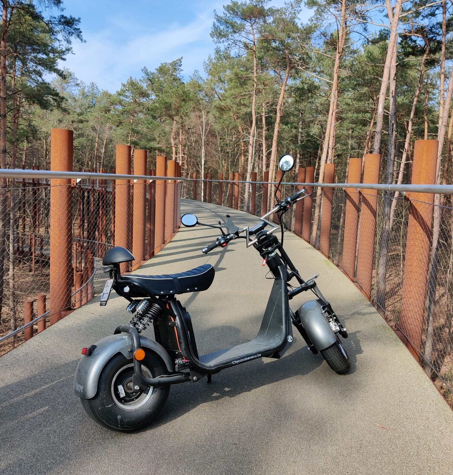 Tocht op een e-scooter - Plezier met Twee - Specials